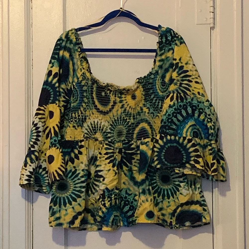 Terra & Sky Bell Sleeve Smock top NWOT